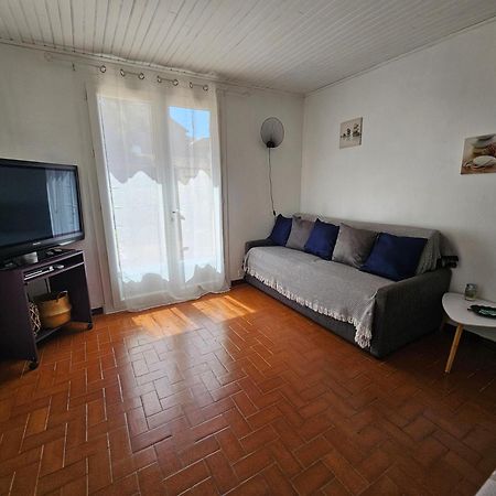 Ferienwohnung Location Saisonniere Coursan Exterior foto