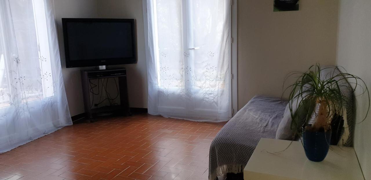 Ferienwohnung Location Saisonniere Coursan Exterior foto